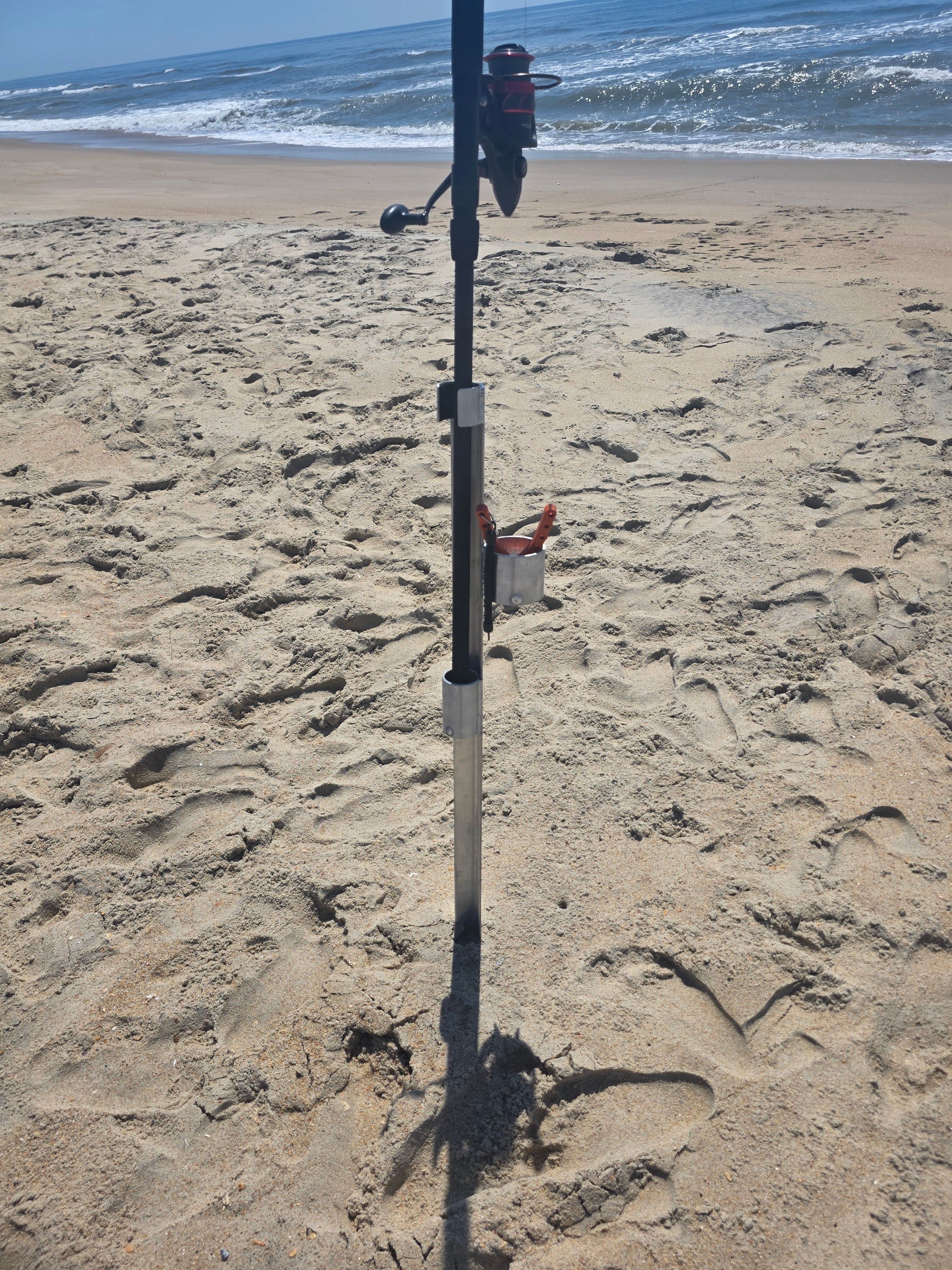 Sand Spike W/ Cup Holder
